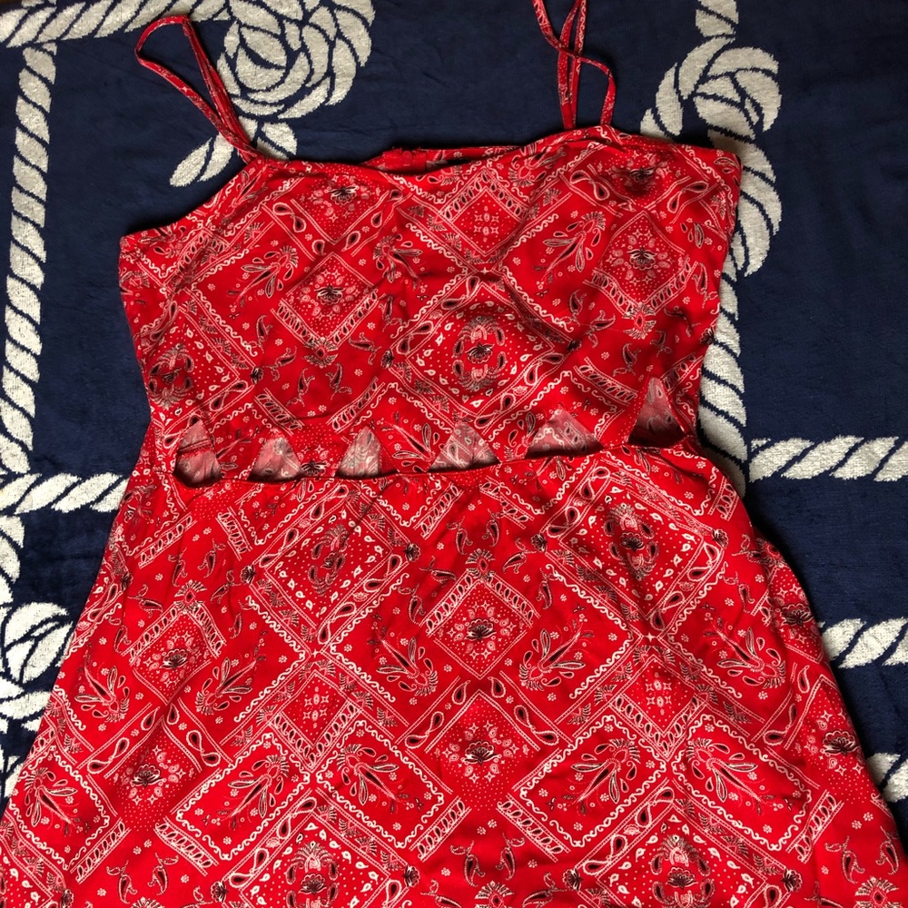 ❌SOLD❌H&M divided cute little dress lightweight